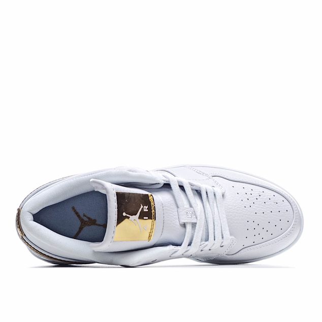  Wmns Air Jordan 1 Retro Low ‘White Metallic Gold’