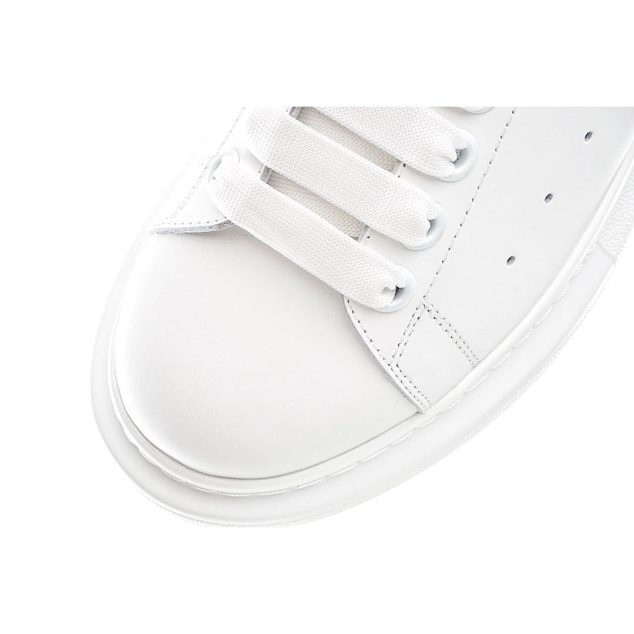  Alexander McQueen sole sneakers