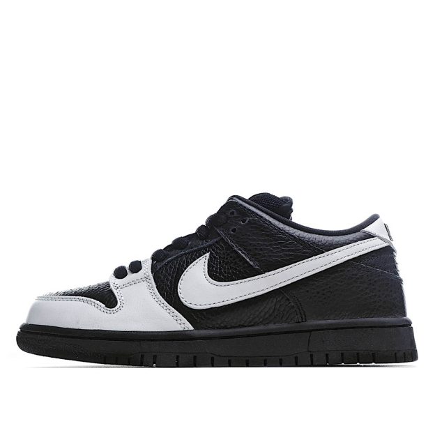  Nike SB Dunk Low Premium Yin Yang Low Top Sneakers