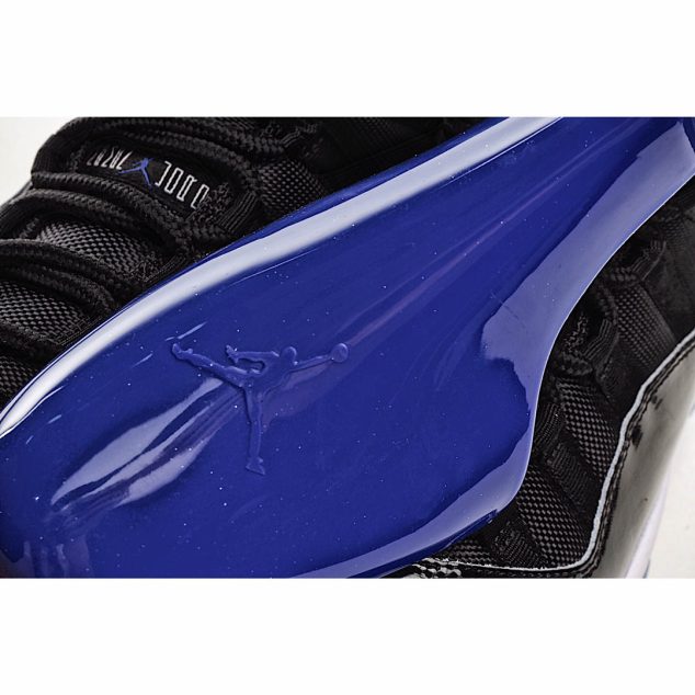  Air Jordan 11 Retro ‘Space Jam’ 2016