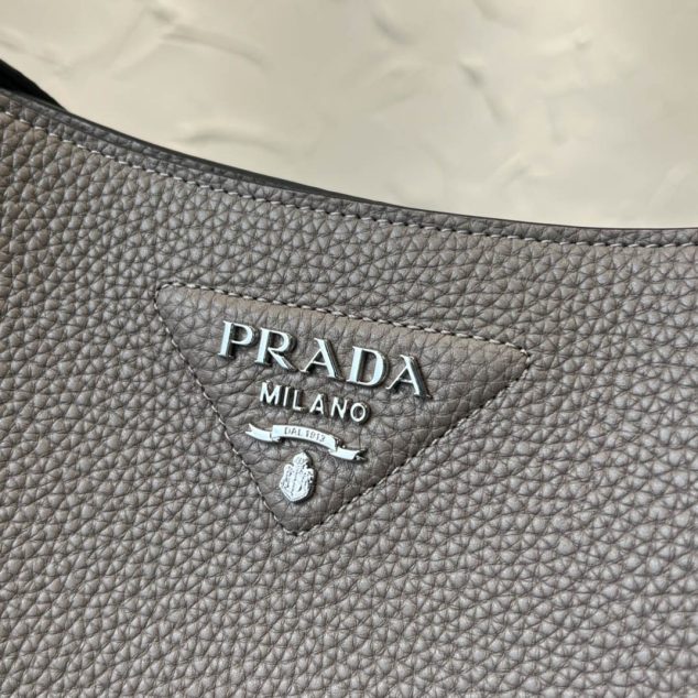  Prada Fabric Crossbody Size: 30x28xcm 1BC073