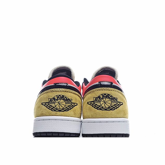  Wmns Air Jordan 1 Low SE ‘Lightbulb’