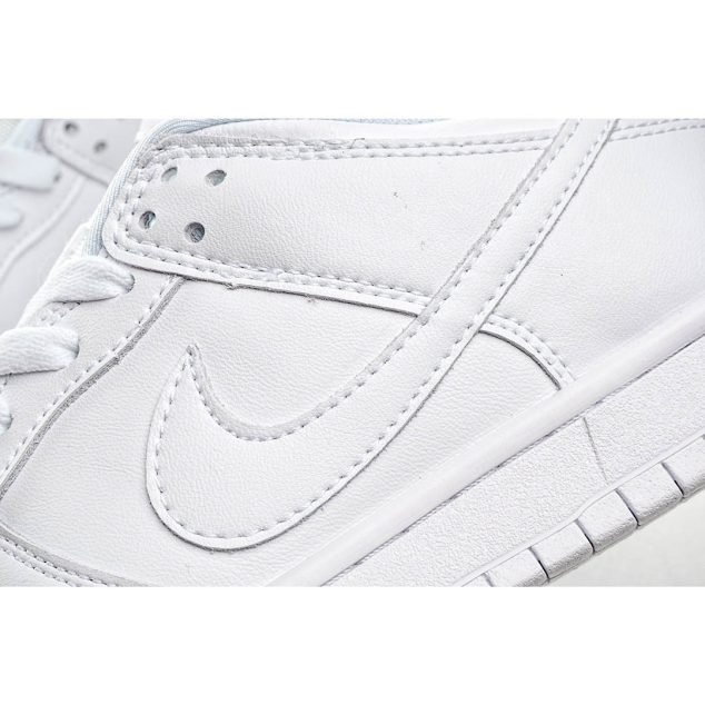  Nike Dunk SB Low white