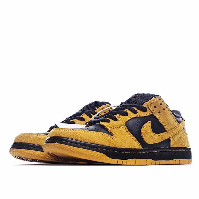  Nike Dunk Low Pro Low-Top Sneakers