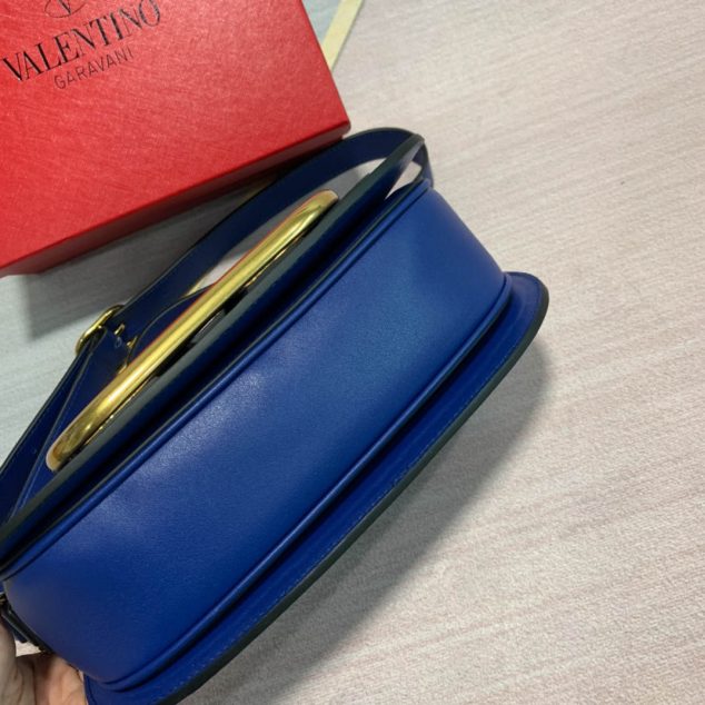  Valentino L shoulder bag