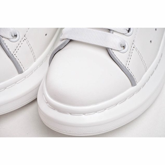  Alexander McQueen sole sneakers