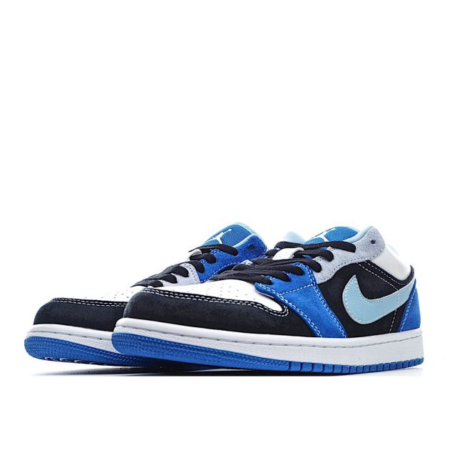  Air Jordan 1 Low SE ‘Racer Blue’