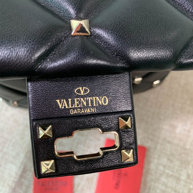  Valentino Model:0055 Size: 23*11*17cm