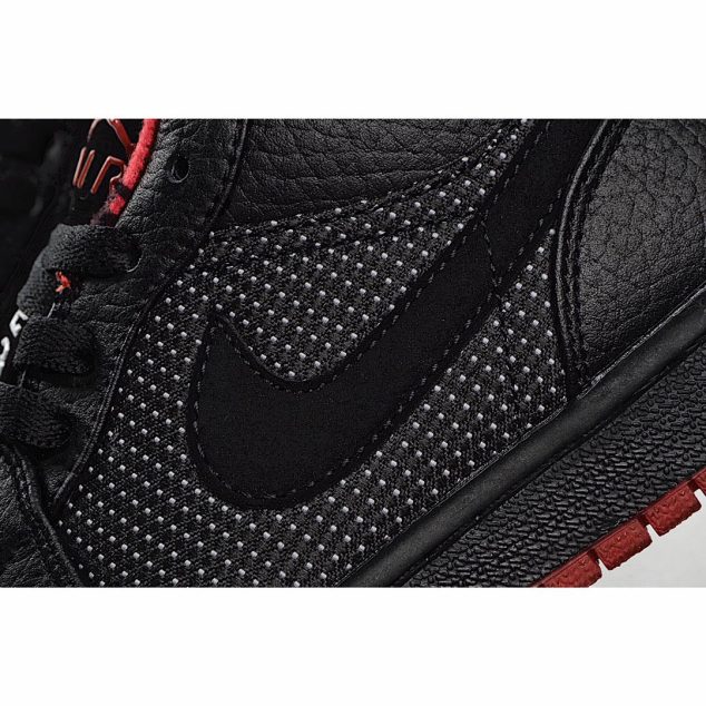  Air Jordan 1 Retro Low ‘Black Silver Red’