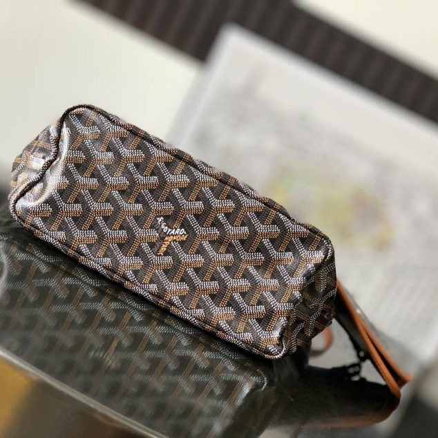  Men’s handbag size: 35x39x14cm