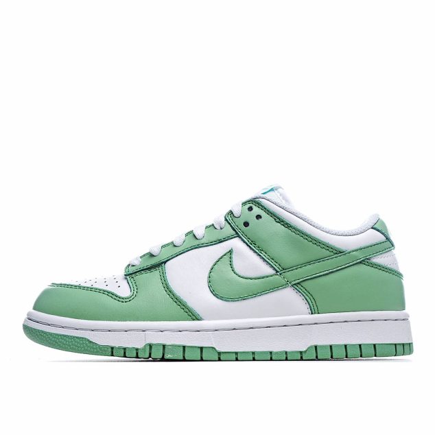  Nike SB Dunk Low Turquoise Sneakers