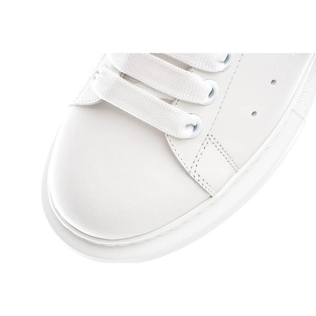  Alexander McQueen sole sneakers