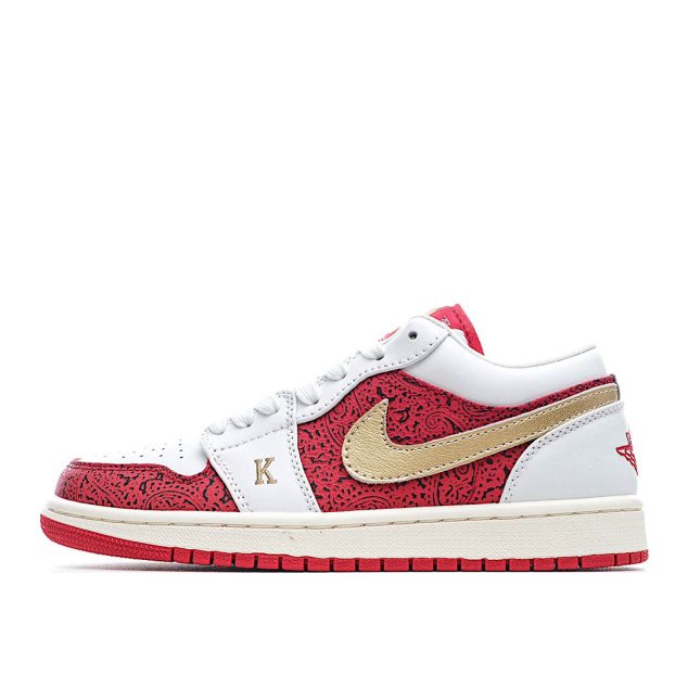  Air Jordan 1 Low SE ‘Spades’