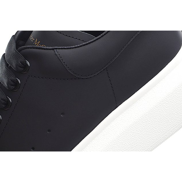  Alexander McQueen sole sneakers