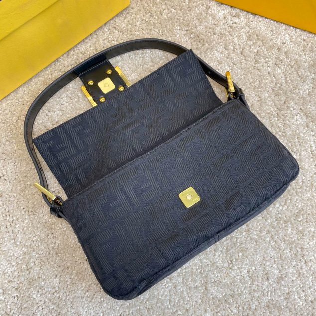  FENDI large fabric bag Ref. 8850