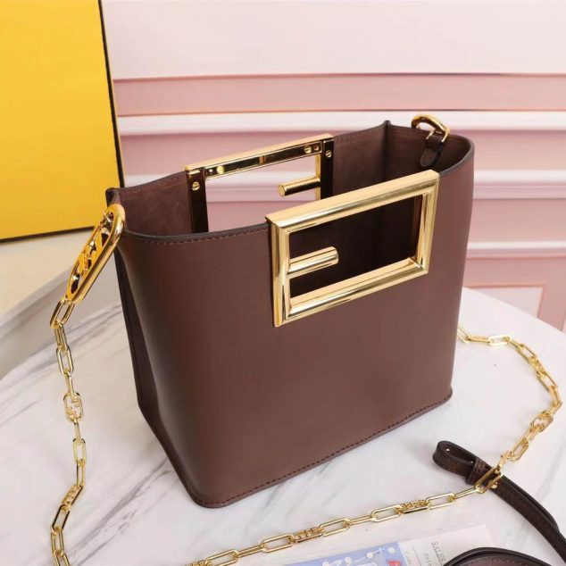  Fendi Way Small Clutch Size: 20*10*17.5cm