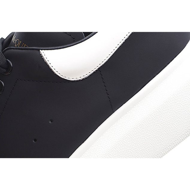  Alexander McQueen sole sneakers