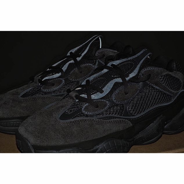  Adidas Yeezy 500 ‘Utility Black’