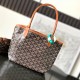  Men’s handbag size: 35x39x14cm