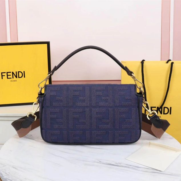  FENDI size27614cm Model: 3003