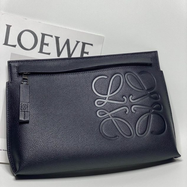  Loewe Size: 29.5x20cm Model: 3040