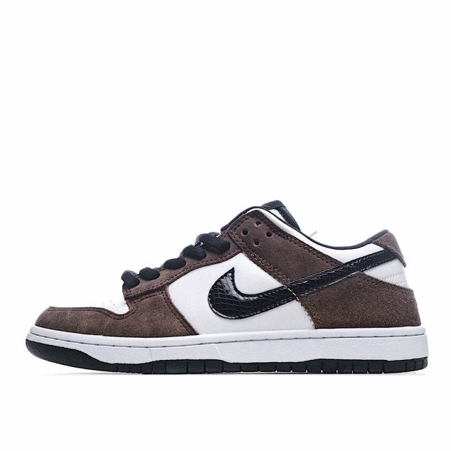  Nike SB Dunk Low Pro Sneakers