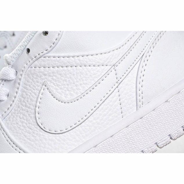  Air Jordan 1 Low ‘Triple White’