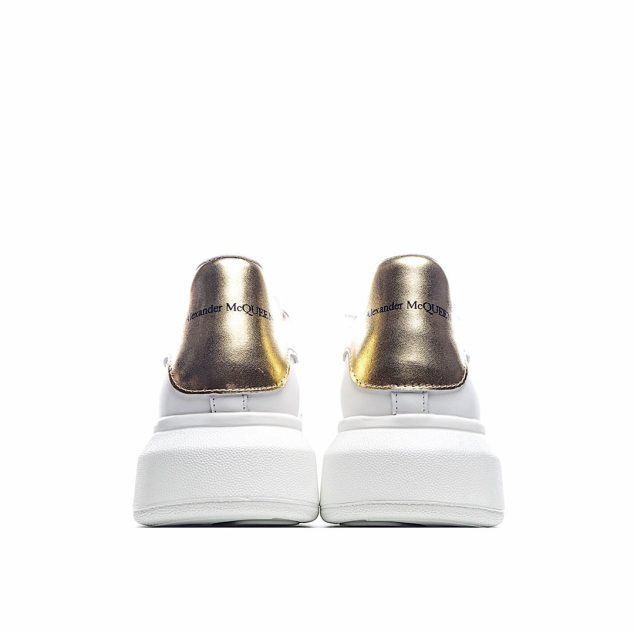  Alexander McQueen sole sneakers