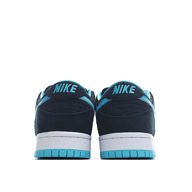  Nike SB Dunk Low Prm SB Sneakers