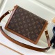  LV Model:M45958 Size:25x17x10.5CM