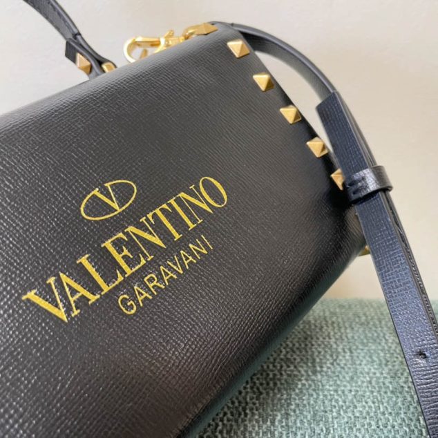  Valentino Model #4400 Size:19x12x8cm