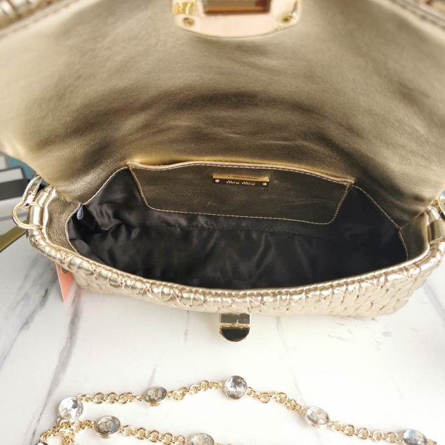  Miu Miu diamond chain bag size: 22.5, 4.5, 12