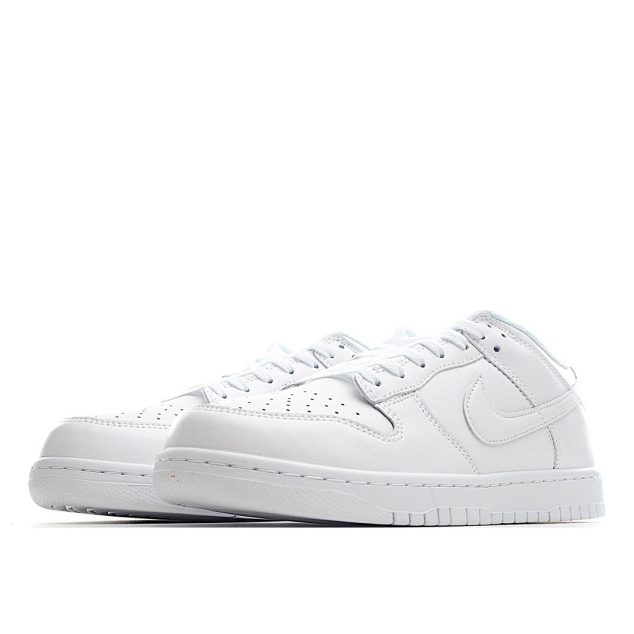  Nike Dunk SB Low Triple White