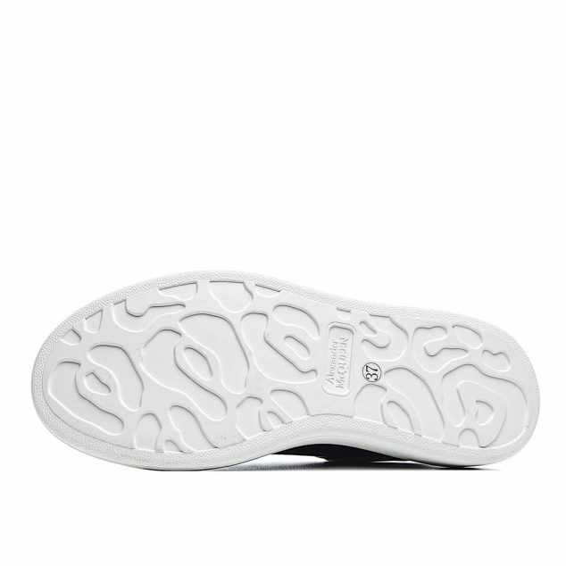  Alexander McQueen sole sneakers