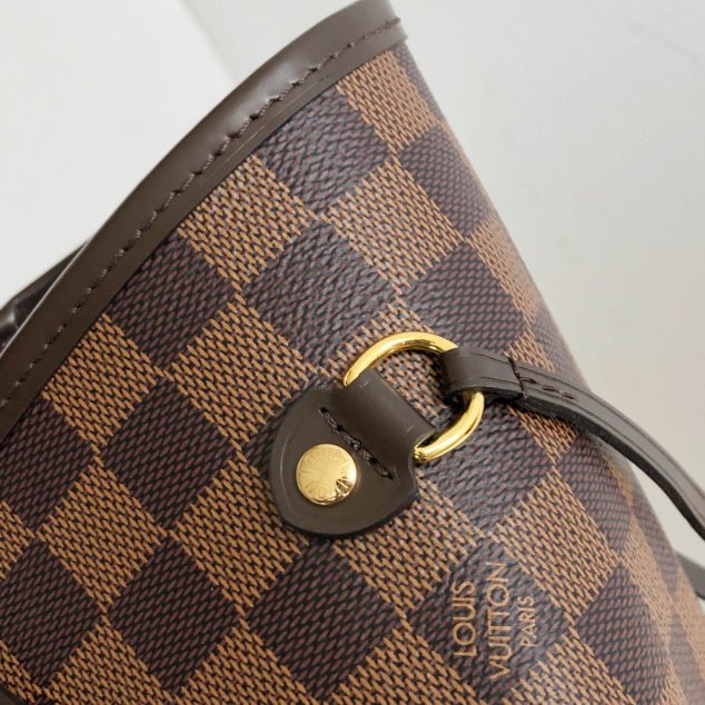  Louis Vuitton Size: 32*29*17cm