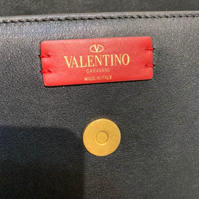  Valentino L shoulder bag