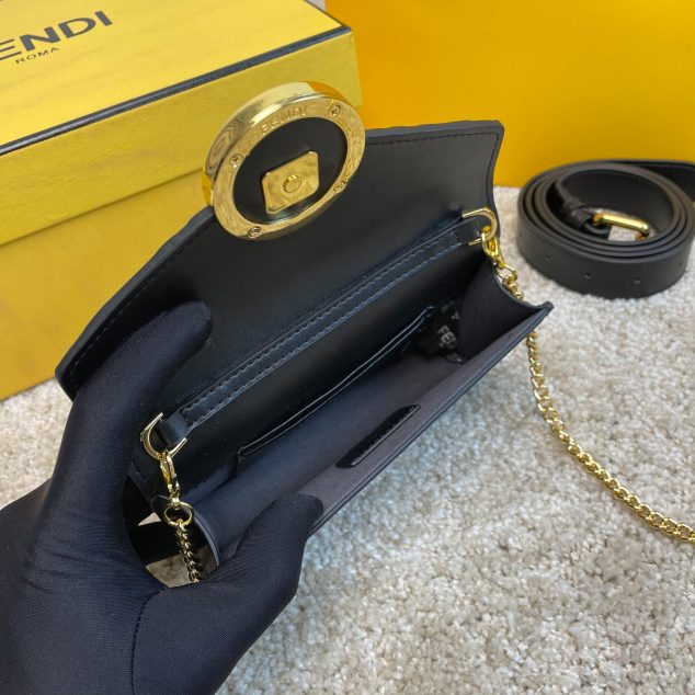  Fendi fanny pack Ref: 8805