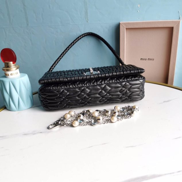  Miu Miu diamond chain bag size: 22.5, 4.5, 12