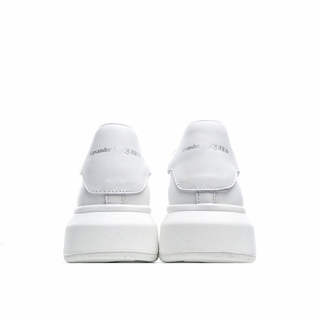  Alexander McQueen sole sneakers