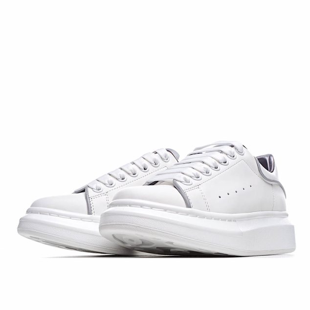  Alexander McQueen sole sneakers