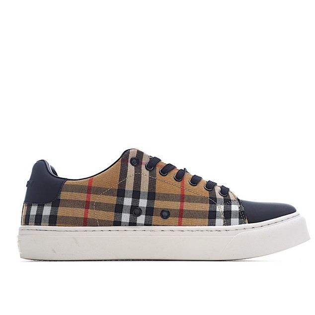  BURBERRY Vintage Sneakers