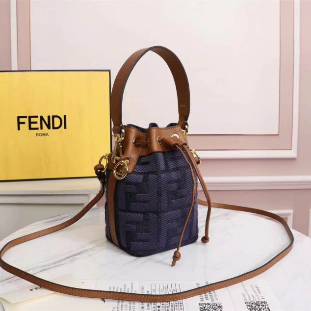  Denim embroidered FF logo bucket bag Size: 12x18x10cm