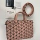  Issey Miyake Handbag Size: 23.5×15.2x8cm