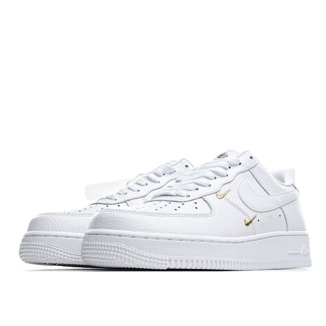  Nike Air Force 1 Low