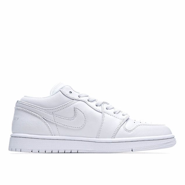  Air Jordan 1 Low ‘Triple White’