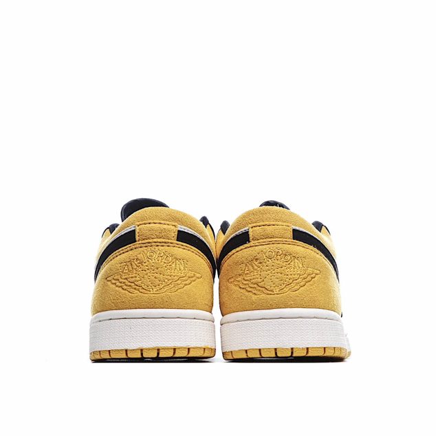  Air Jordan 1 Low ‘University Gold’