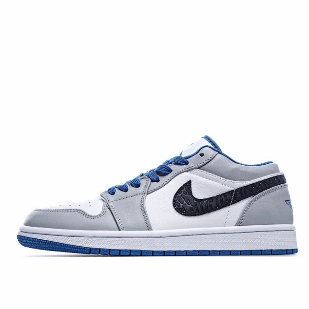  Air Jordan 1 Low ‘True Blue Cement’