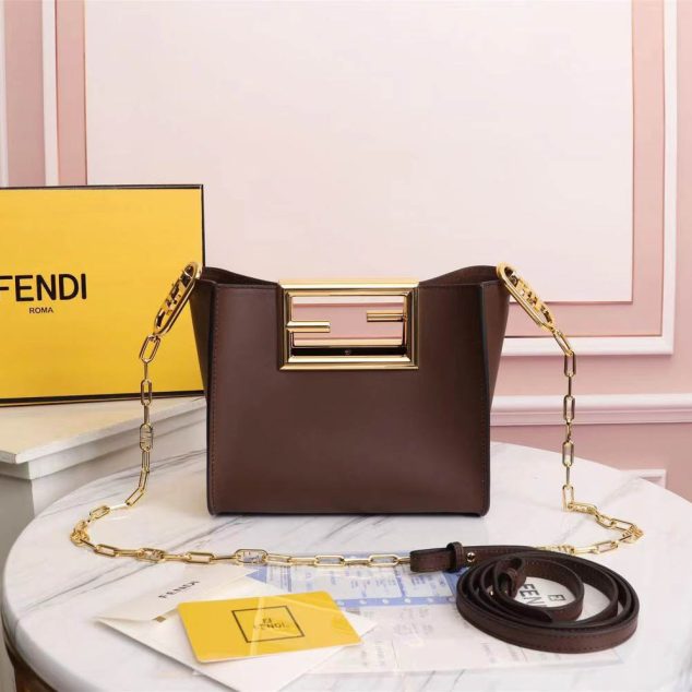  Fendi Way Small Clutch Size: 20*10*17.5cm