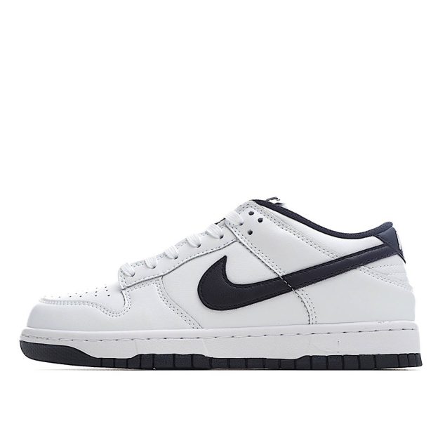  Nike Dunk SB Low Black & White