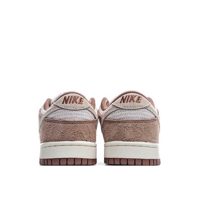  Nike Dunk Low PRM “Medium Curry Off-White Brown